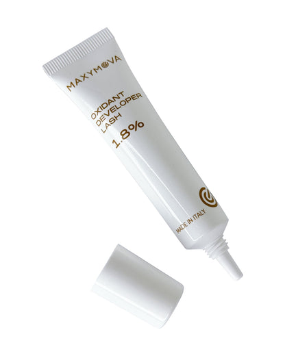 1,8% OXIDANTE LASH (FORMULA ESPESA) PARA TINTE LIQUIDO ULTRA NEGRO - TUBO DE 15 ML MAXYMOVA